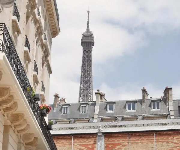 Apartment Eiffel Tower