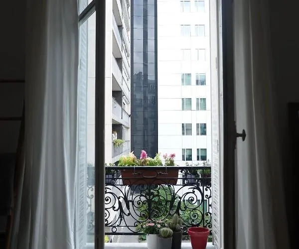 아파트 Eiffel Tower